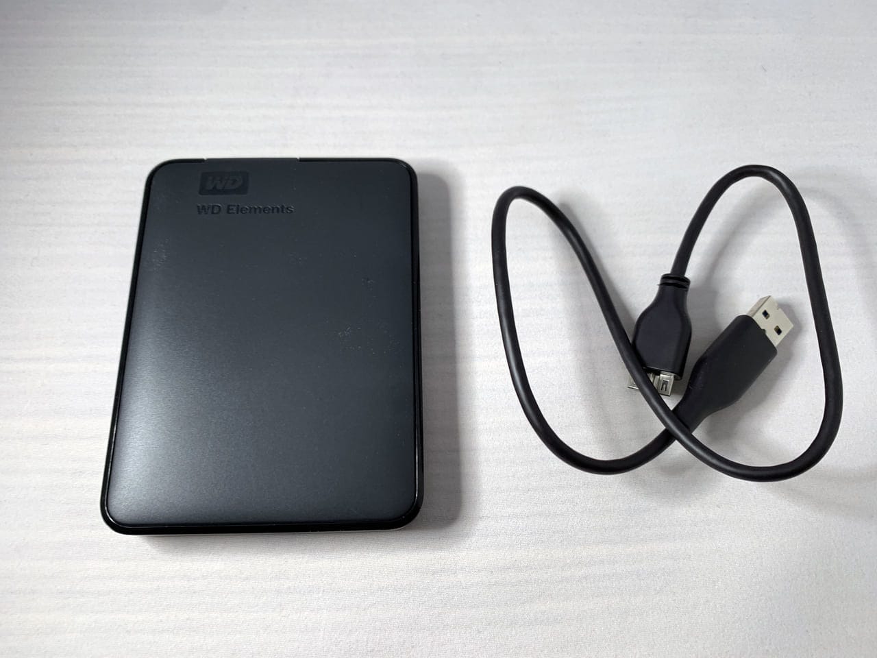 WD Elements Portable デザイン