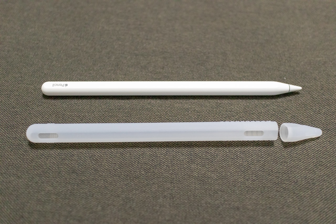 PZOZ Apple PencilケースとApple Pencil