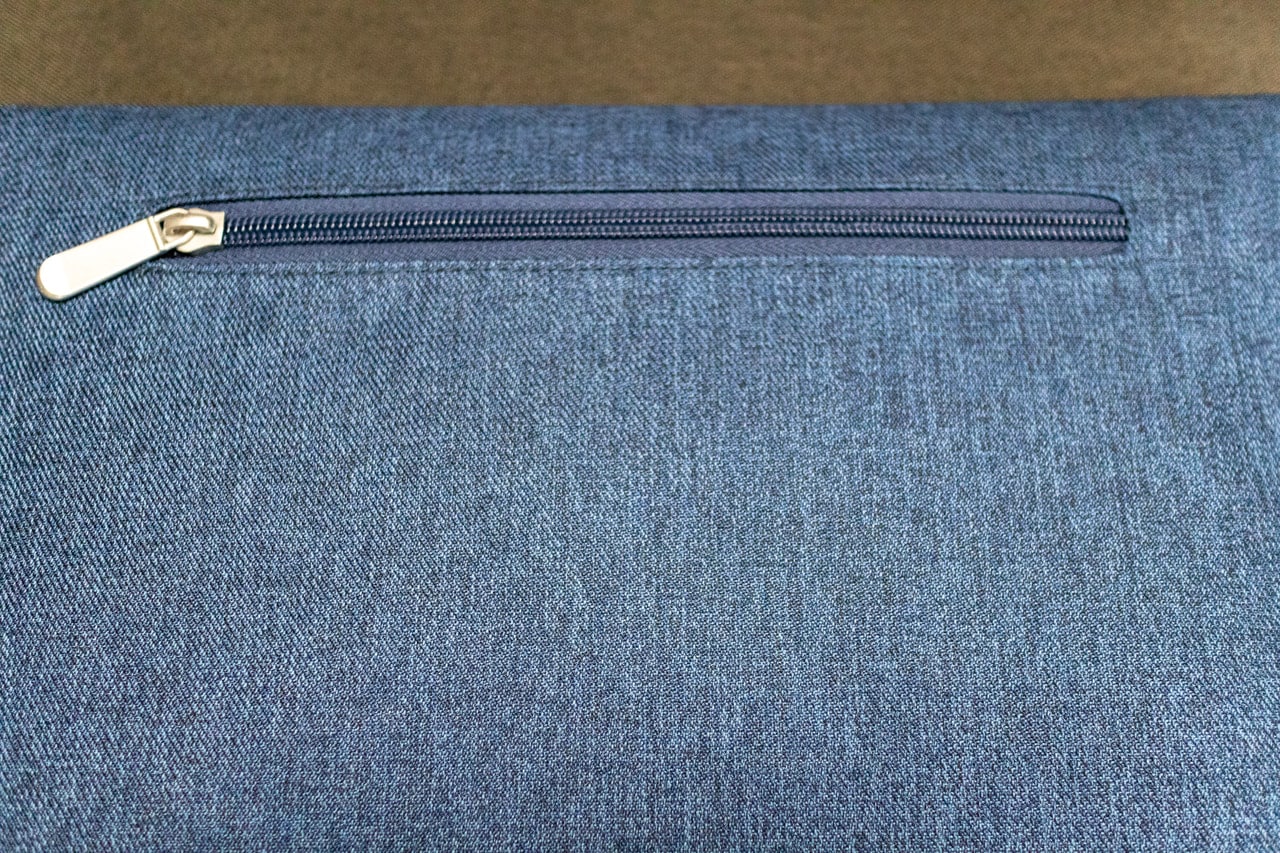 iPad Pro 11インチ用おすすめバッグインバッグ「Inateck スリーブケース」の背面収納箇所