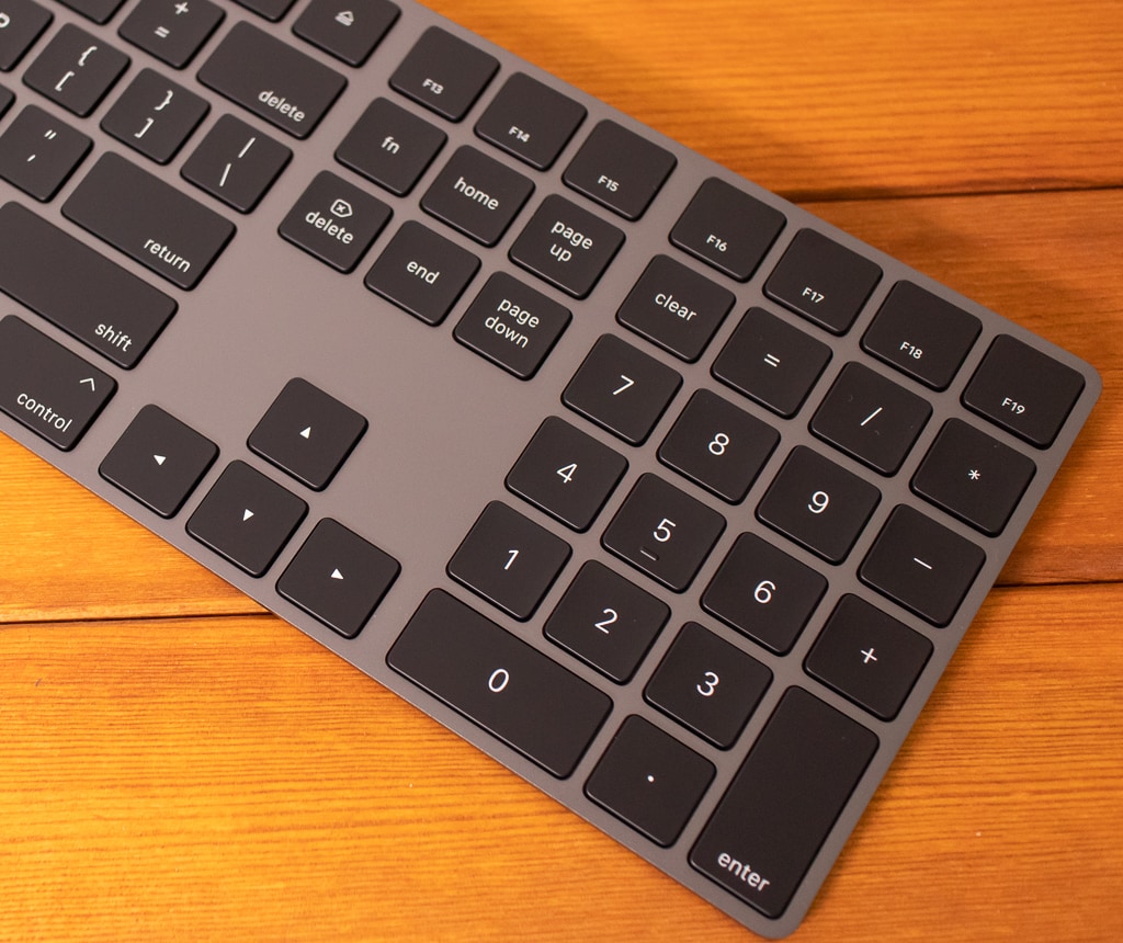 Magic Keyboard （テンキー付き）スペースグレイはテンキー付きしかない