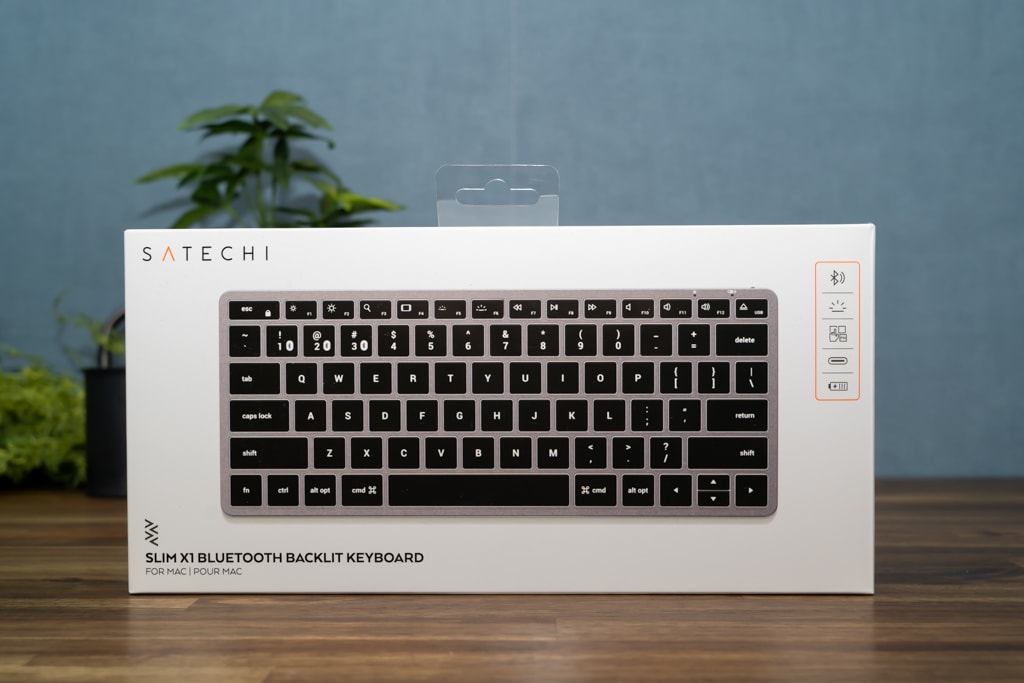 Satechi Slim X1 Bluetooth Backlit Keyboardの外箱