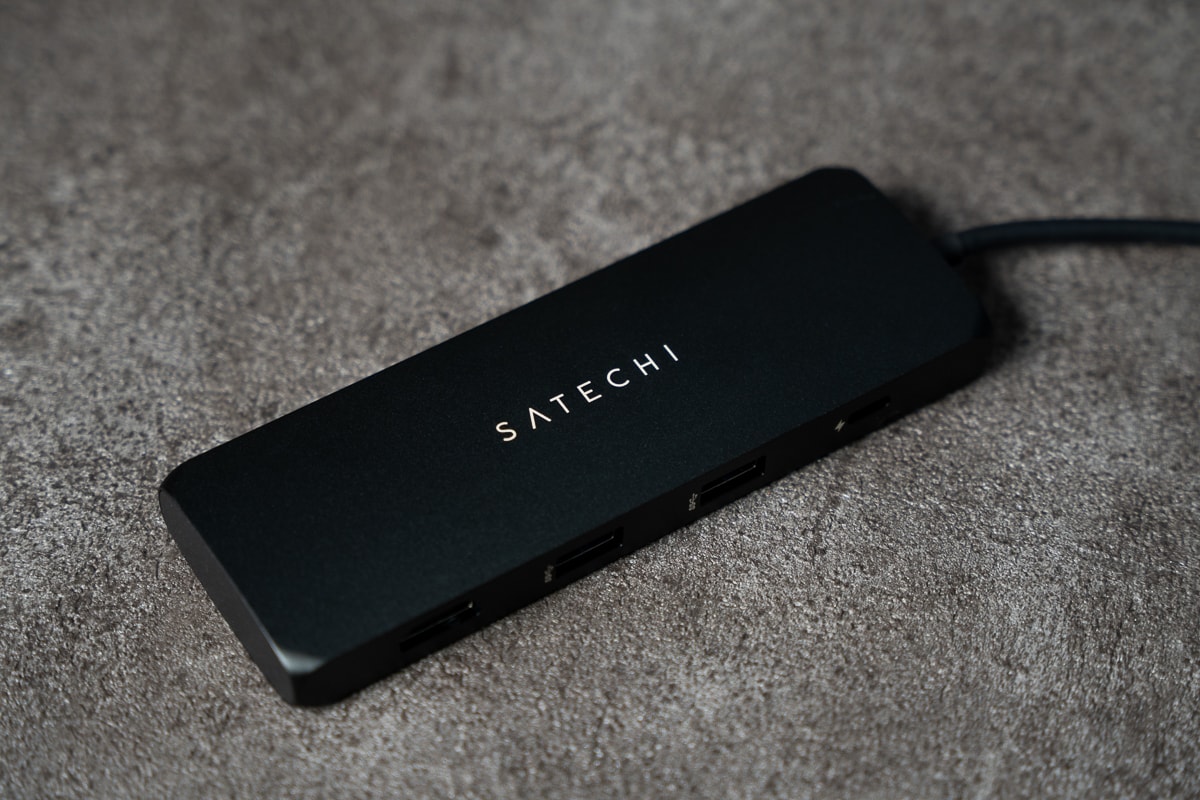 Satechi USB-C HYBRID MULTIPORT ADAPTER